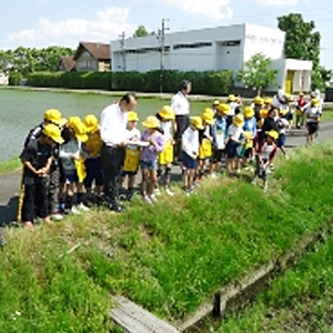 ホタルを通じて「大野町立北小学校」「大野町ホタルの里づくり研究会」とコラボレーション~昨シーズン(2014年)の活動の様子~