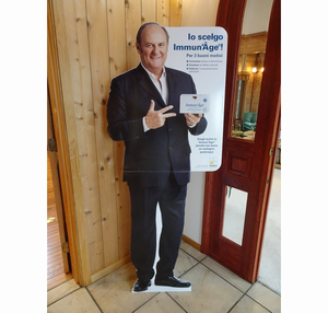 ジェリースコッティ氏の等身大パネルが到着!